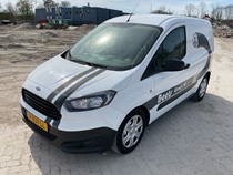 V-831-LL | Ford TRANSIT COURIER